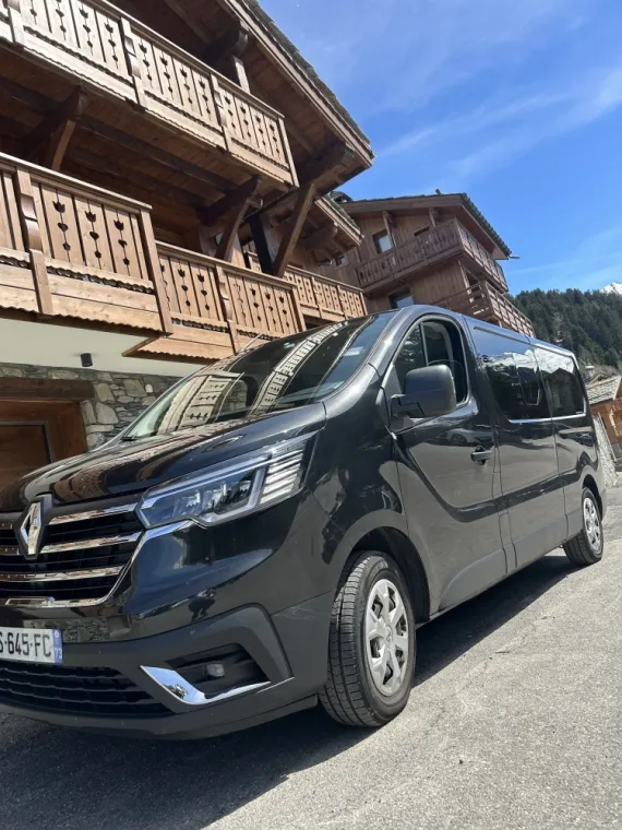 Chauffeurs privés et taxi pour déplacement en France et à l'étranger, Moutiers, Transport TTS 73000