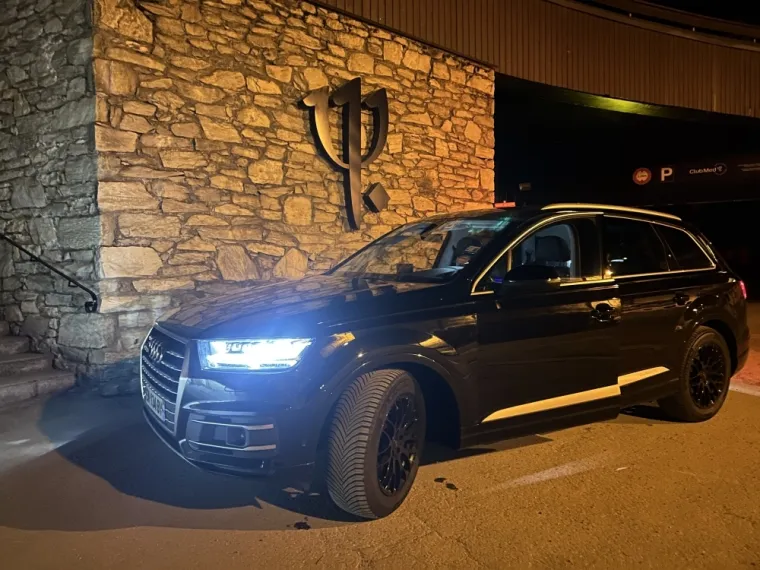 VTC pour des trajets sécurisés vers aéroport ou gare vers Tignes