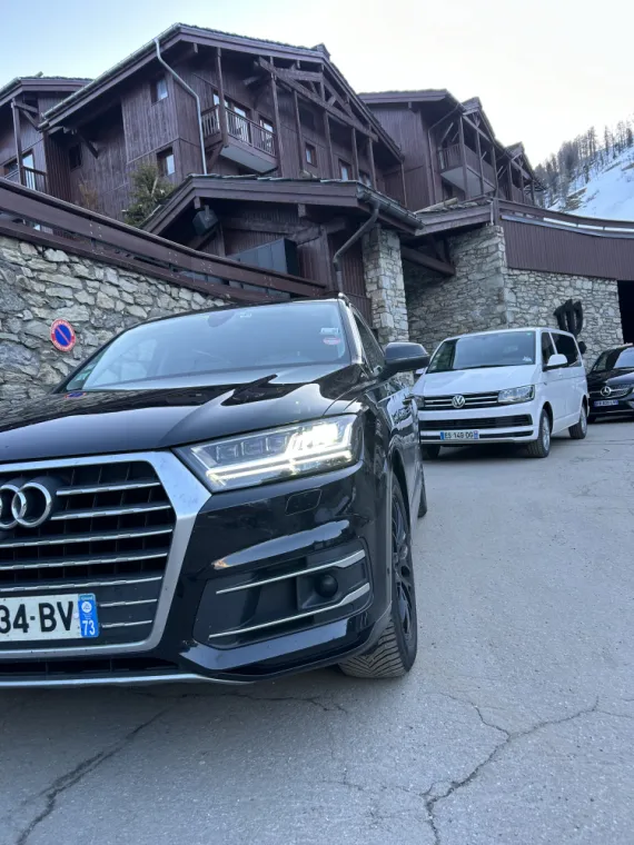 Taxi pour un trajet de l'aéroport vers la station de Val Thorens , Moutiers, Transport TTS 73000