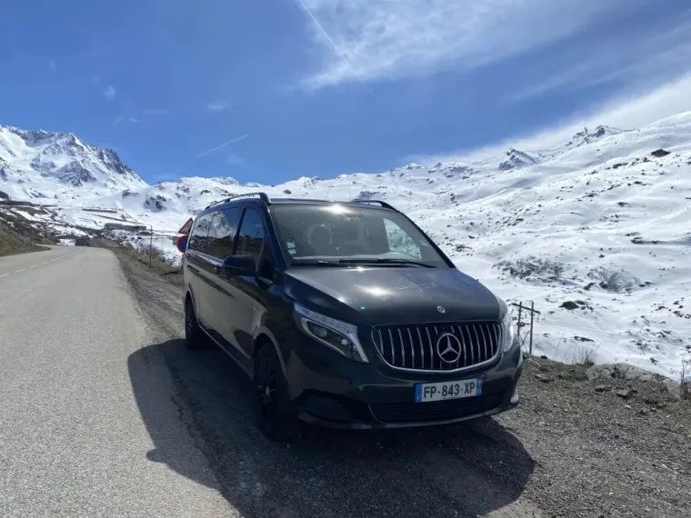 Grand taxi pour familles et groupes vers les stations de ski depuis Moutiers, Moutiers, Transport TTS 73000
